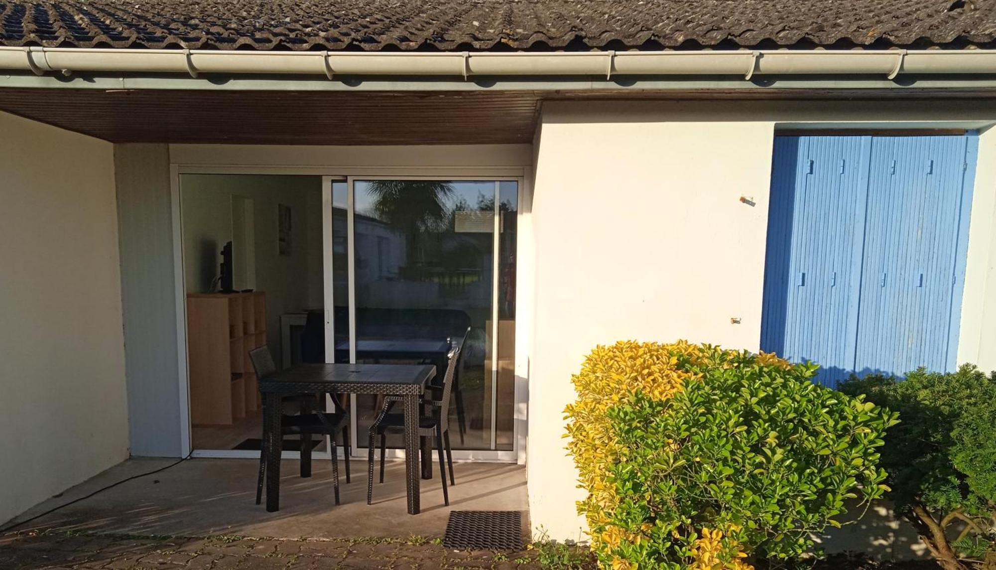Holiday home Les De La Fontaine