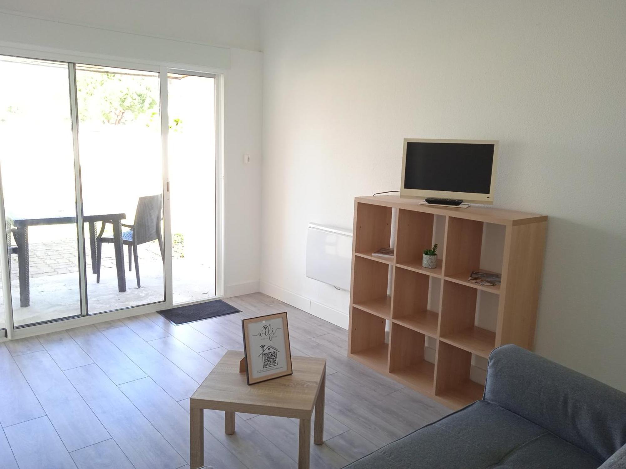 Holiday home Les De La Fontaine Saint-Michel-en-l'Herm